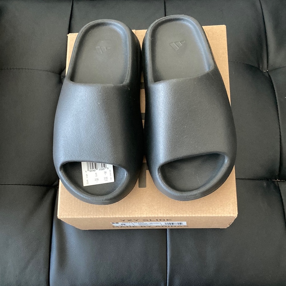 YEEZY slide